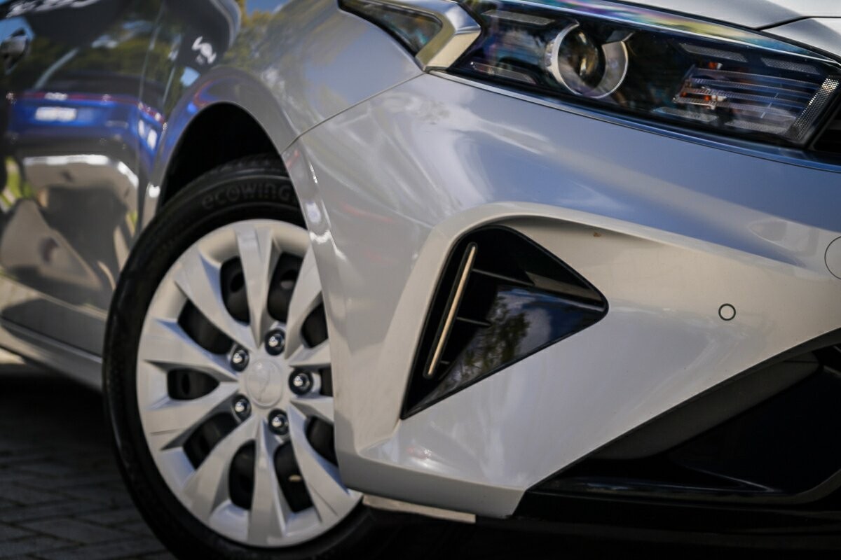 Kia Cerato image 2