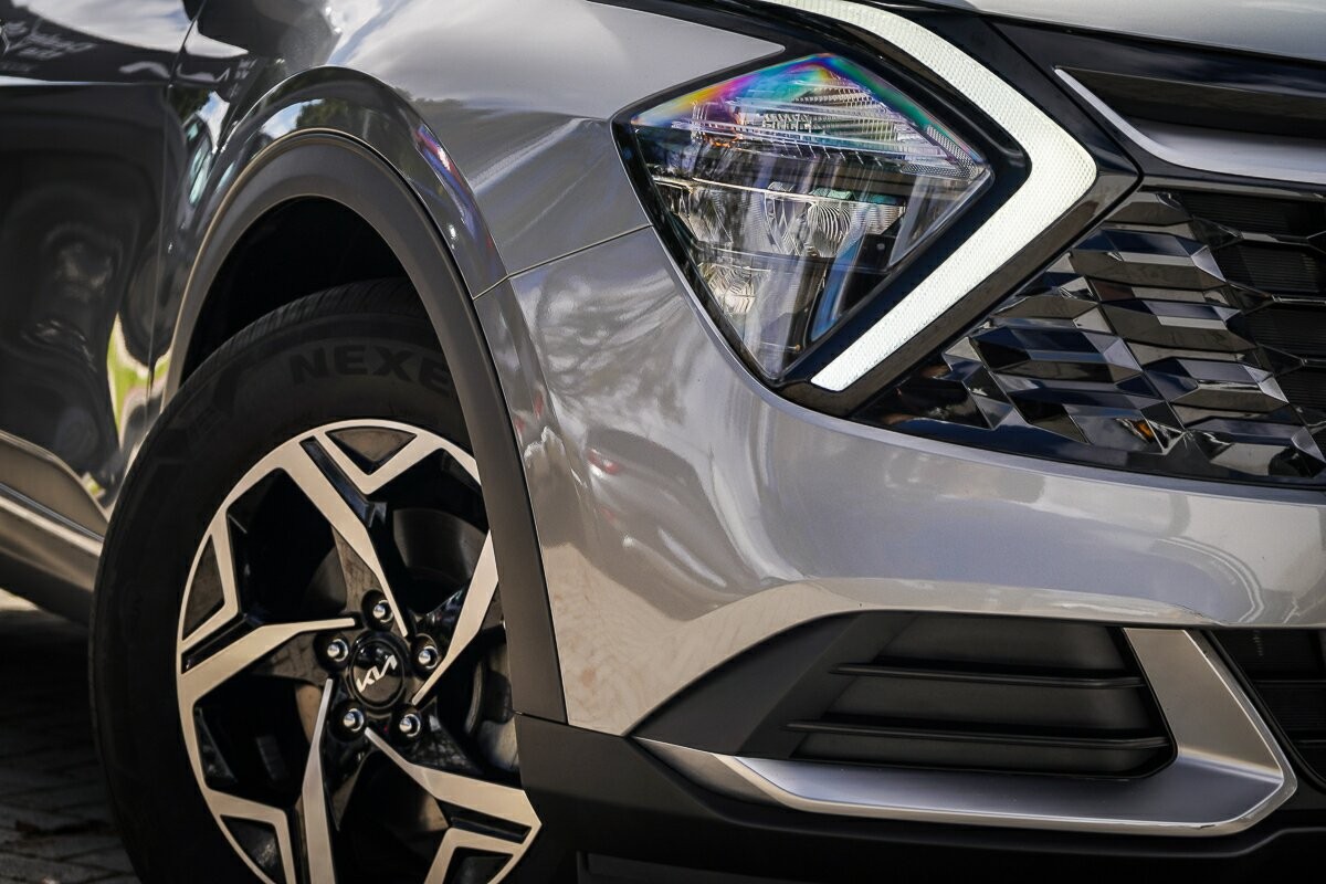 Kia Sportage image 2