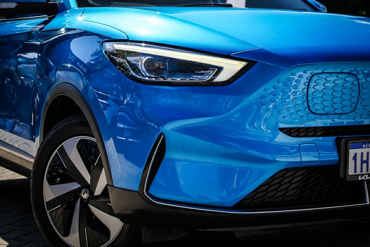 MG Zs image 2