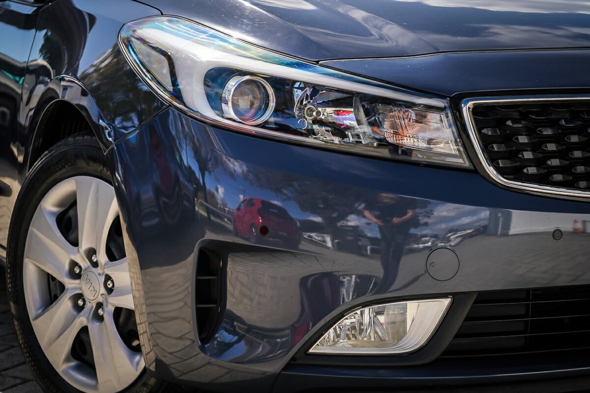 Kia Cerato image 2