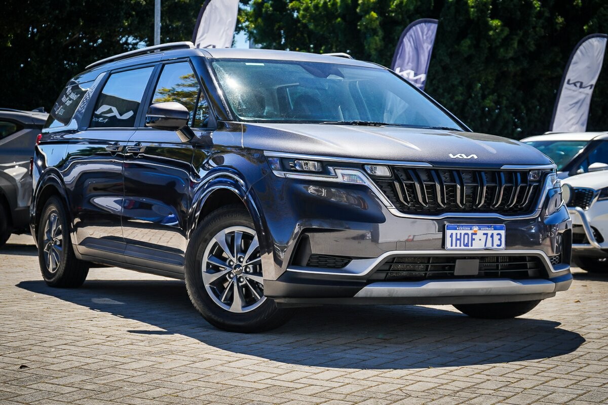 Kia Carnival image 1