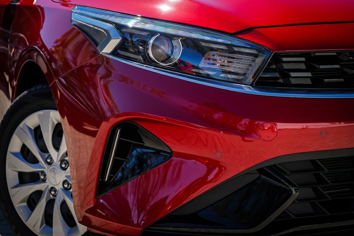 Kia Cerato image 2