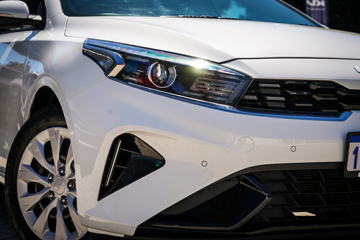 Kia Cerato image 2