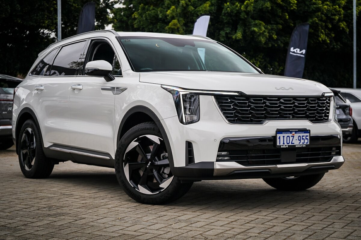 Kia Sorento image 1