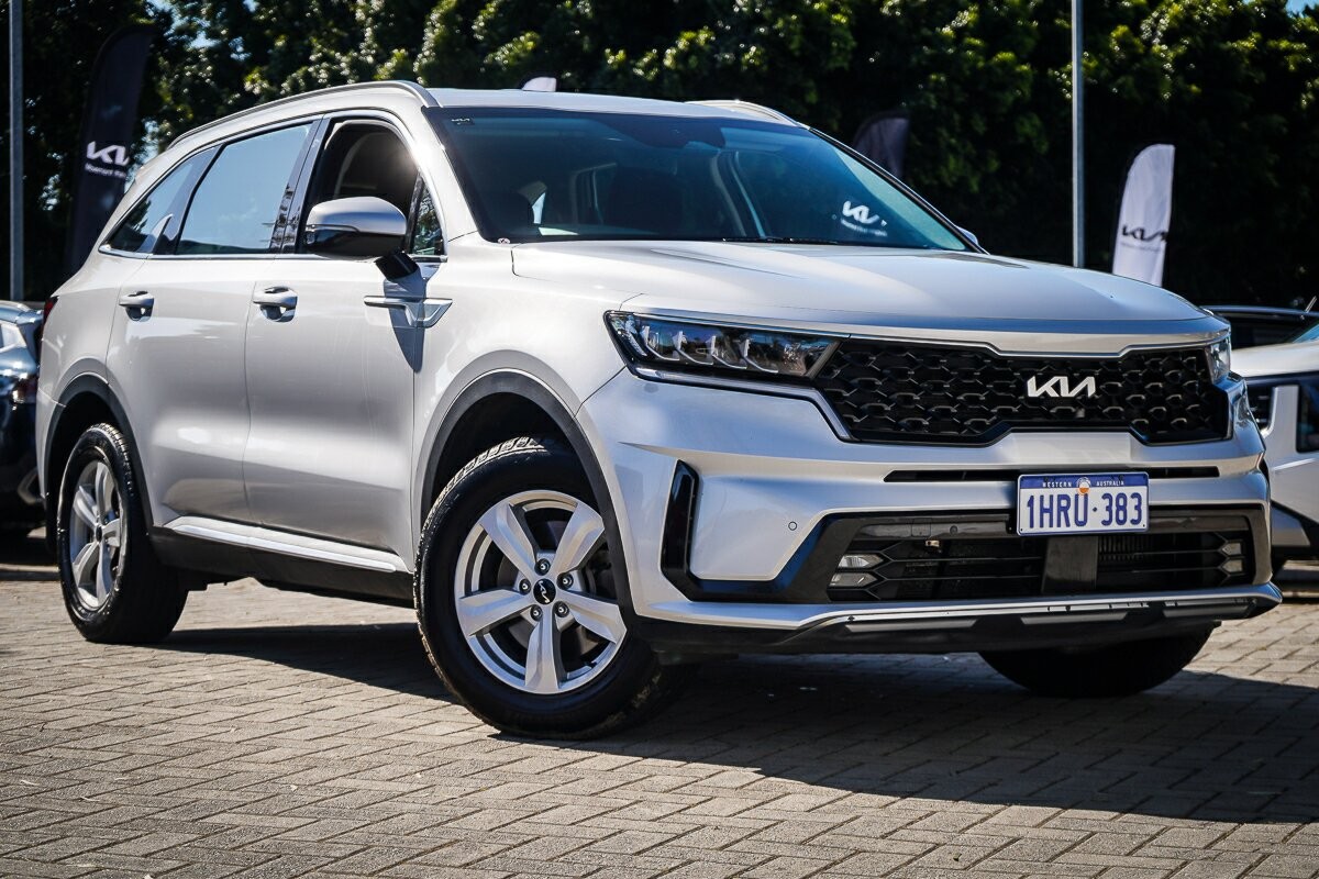 Kia Sorento image 1