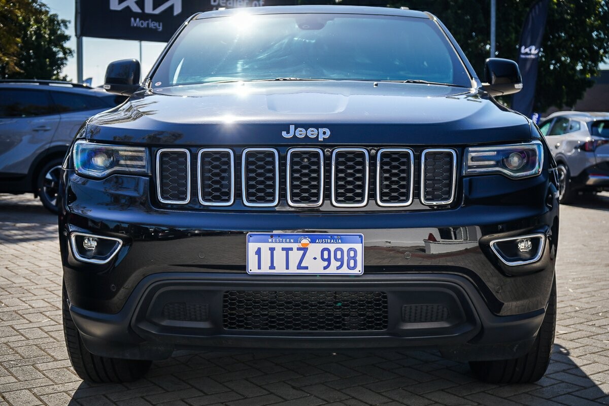 Jeep Grand Cherokee image 3
