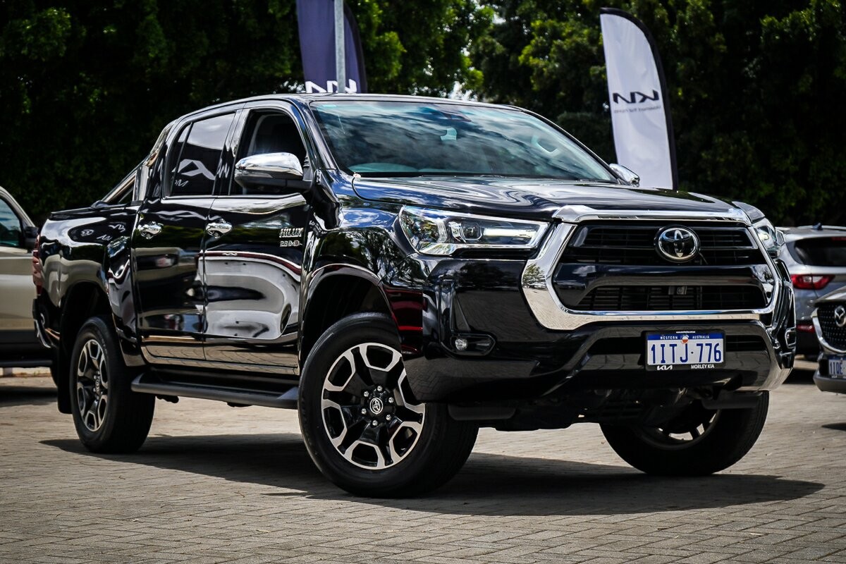 Toyota Hilux image 1