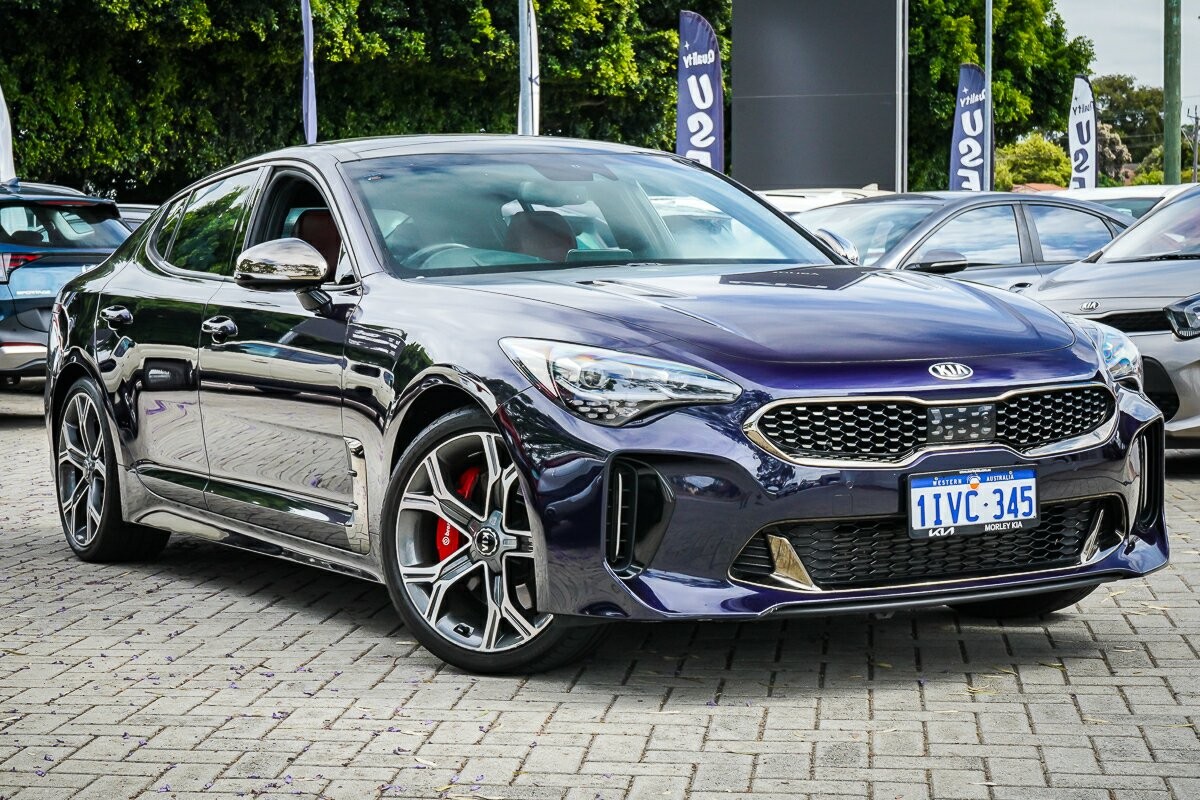 Kia Stinger image 1