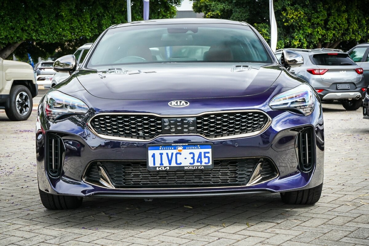Kia Stinger image 3