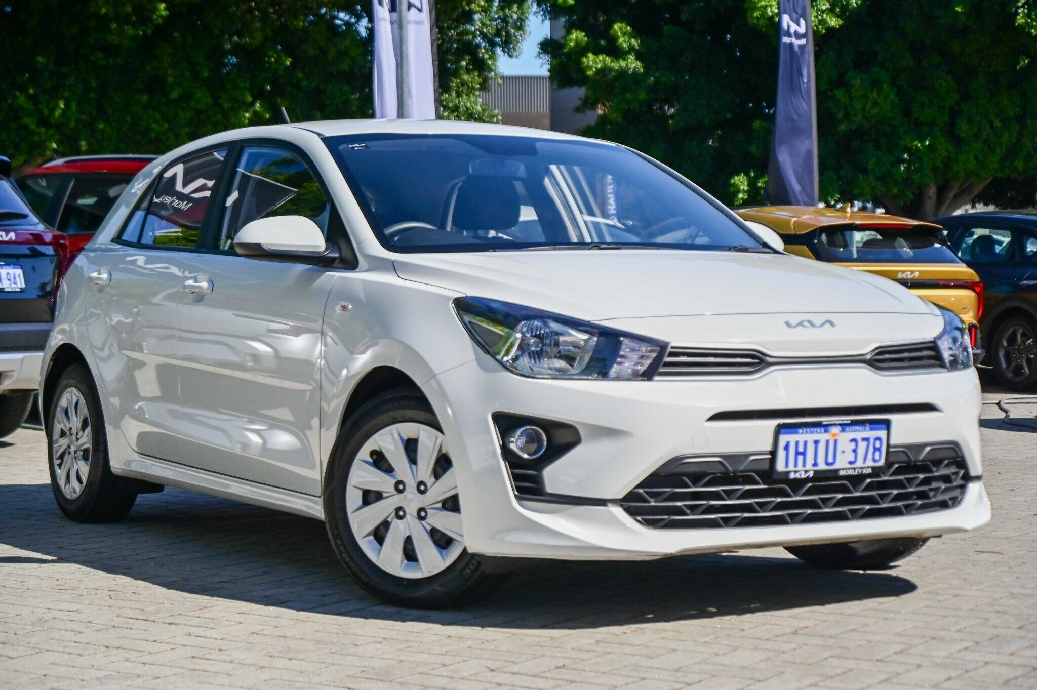 Kia Rio image 1