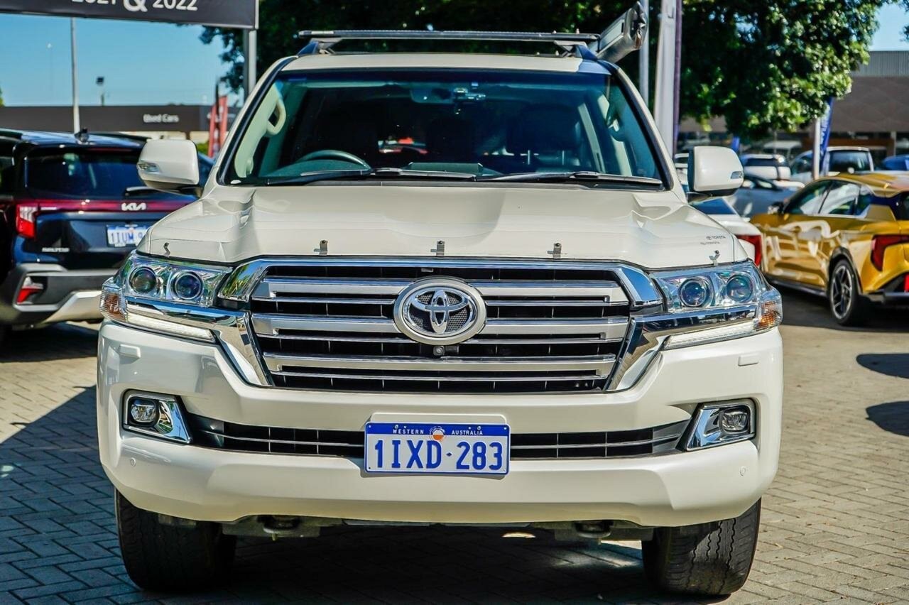 Toyota Landcruiser image 4