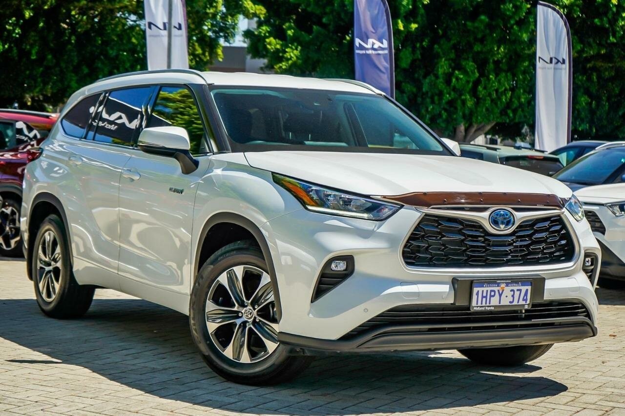 Toyota Kluger image 1