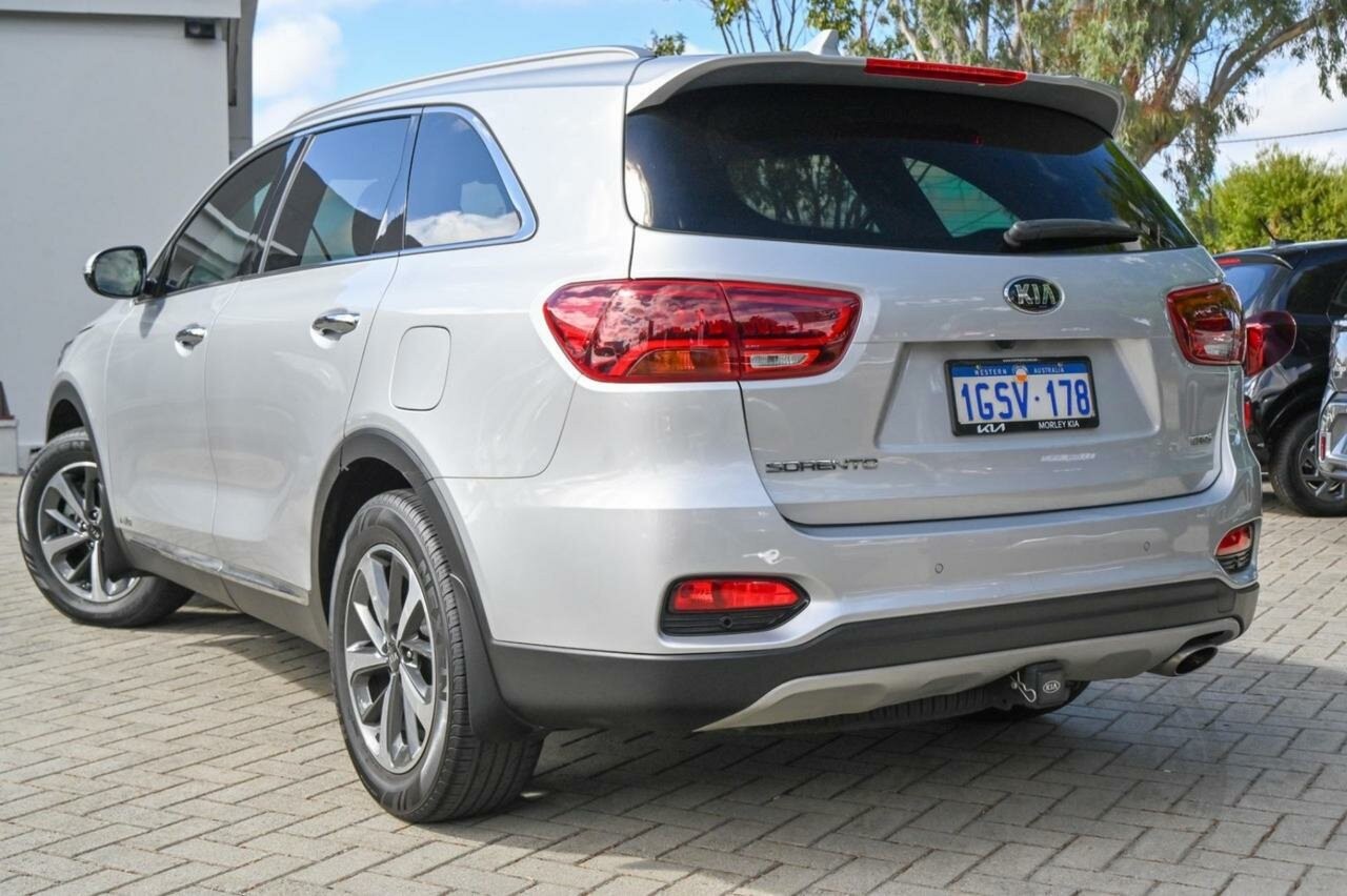 Kia Sorento image 4