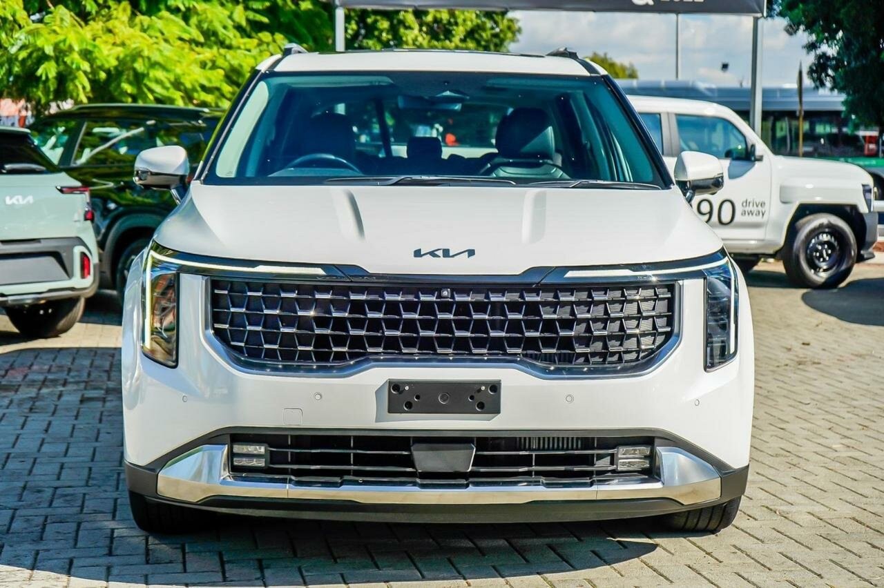 Kia Carnival image 4