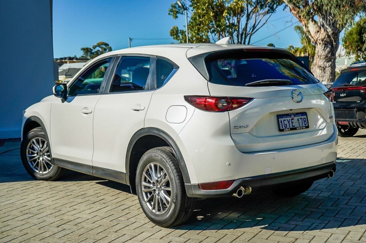 Mazda Cx-5 image 2