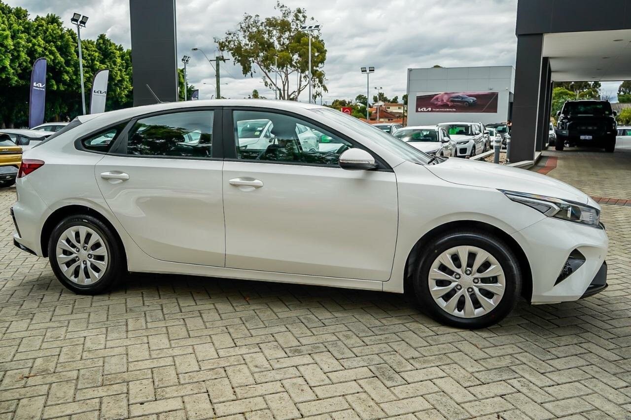 Kia Cerato image 3