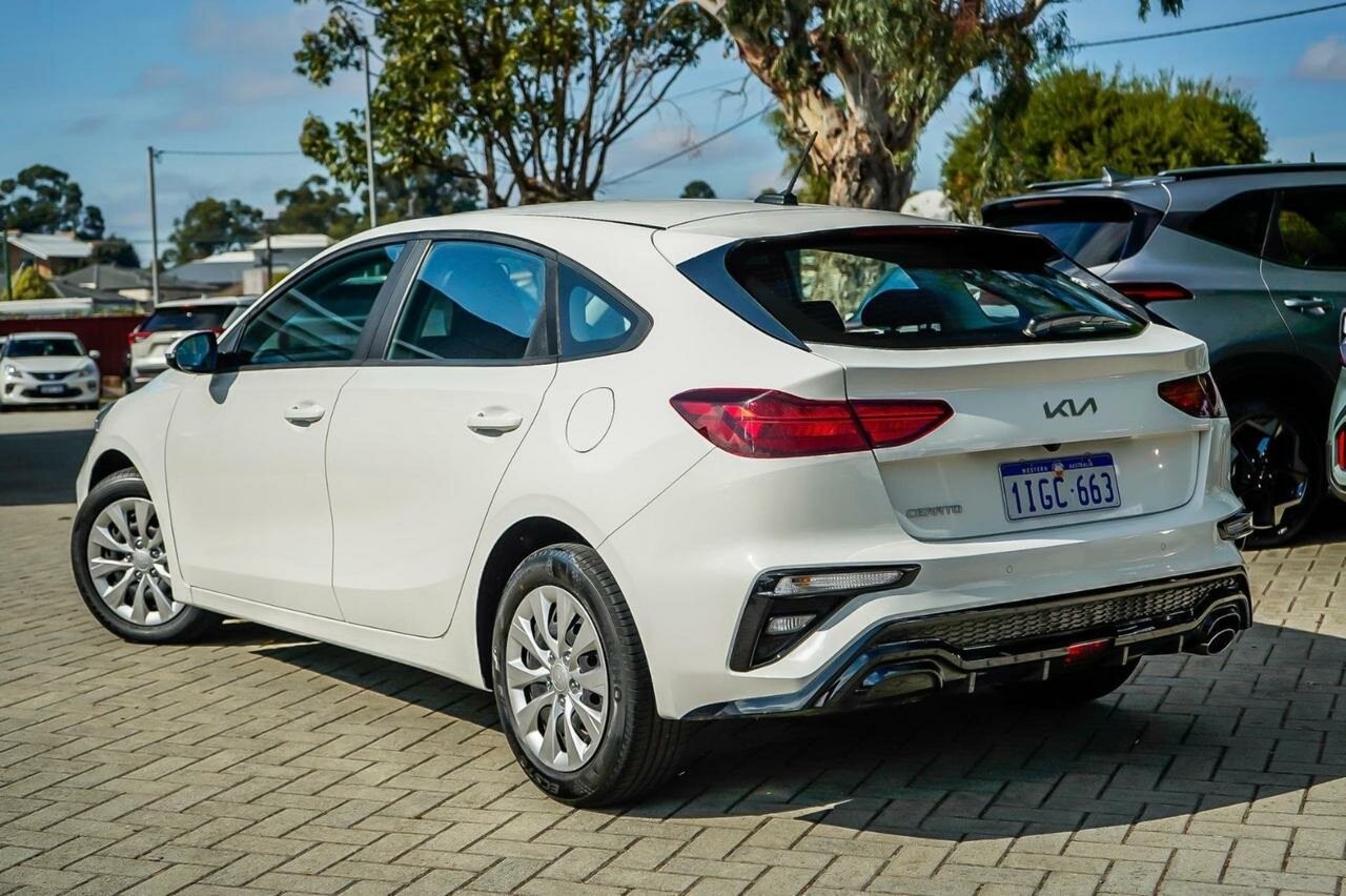 Kia Cerato image 2