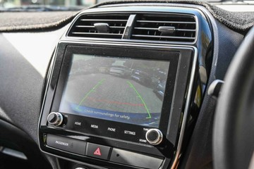 https://vehicle-cdn.autoleague.cloud/15795_41012132_11.jpg