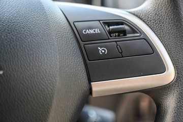 https://vehicle-cdn.autoleague.cloud/15795_41012132_14.jpg