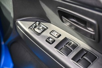 https://vehicle-cdn.autoleague.cloud/15795_41012132_15.jpg