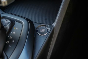 https://vehicle-cdn.autoleague.cloud/15795_41012137_17.jpg