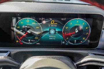 https://vehicle-cdn.autoleague.cloud/15795_41012204_16.jpg