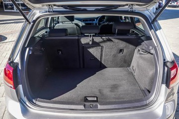 https://vehicle-cdn.autoleague.cloud/15795_41012322_10.jpg