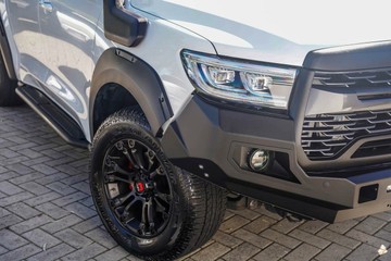 https://vehicle-cdn.autoleague.cloud/15795_41012332_11.jpg