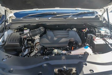https://vehicle-cdn.autoleague.cloud/15795_41012332_23.jpg