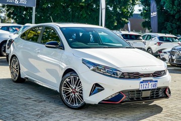 https://vehicle-cdn.autoleague.cloud/15795_41012333_1.jpg