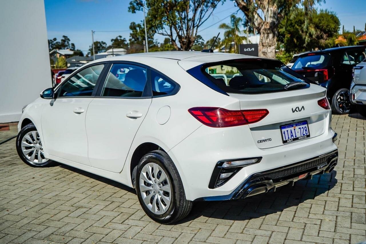Kia Cerato image 2