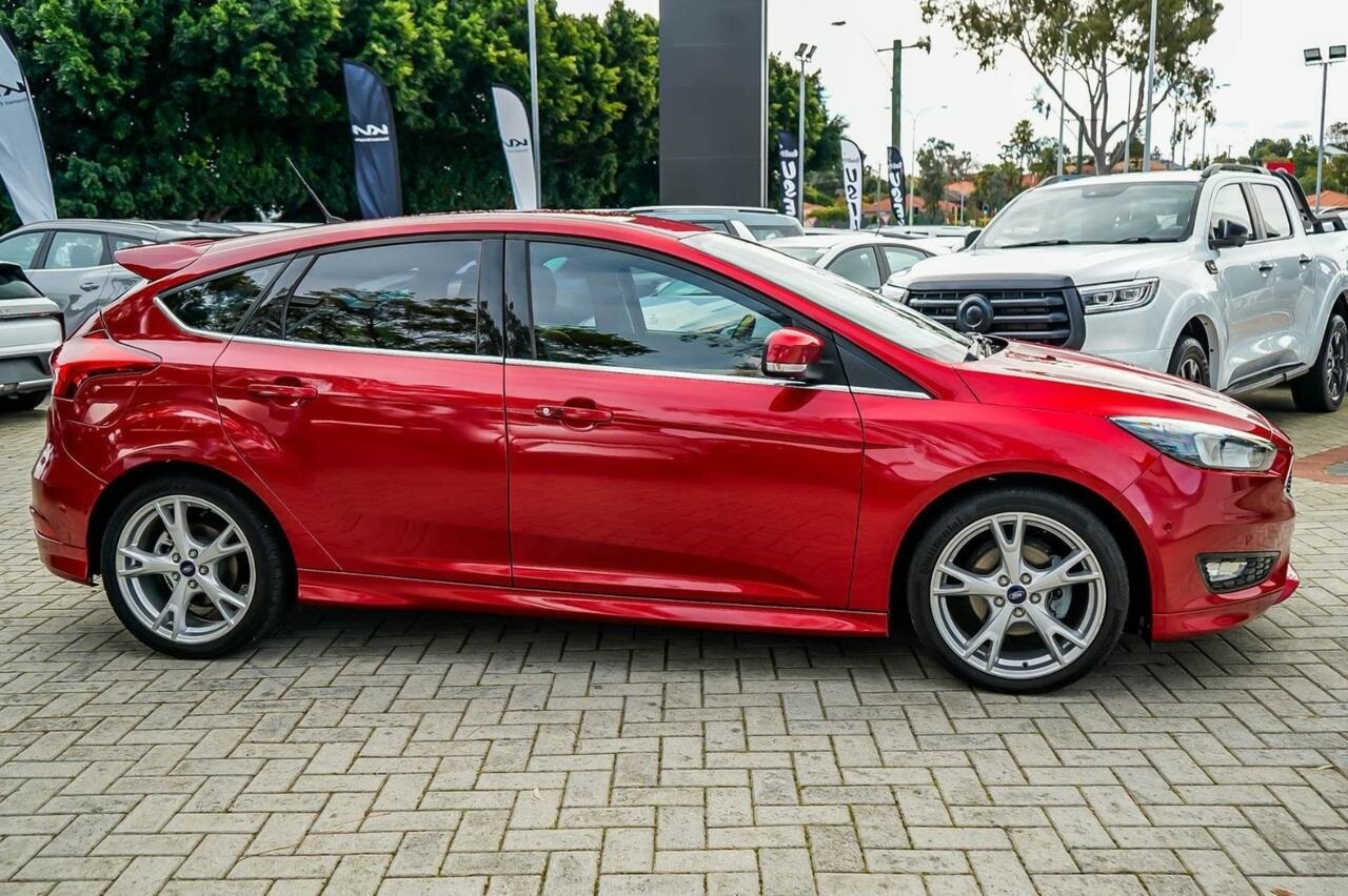 Ford Focus image 3