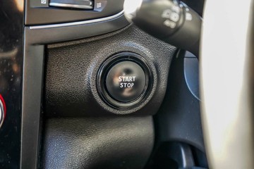 https://vehicle-cdn.autoleague.cloud/15795_41012464_15.jpg