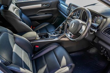 https://vehicle-cdn.autoleague.cloud/15795_41012464_18.jpg