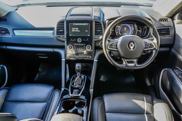https://vehicle-cdn.autoleague.cloud/15795_41012464_21.jpg