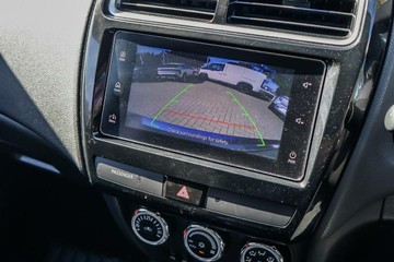 https://vehicle-cdn.autoleague.cloud/15795_41012495_13.jpg