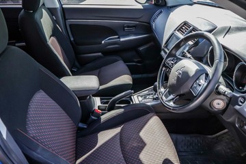 https://vehicle-cdn.autoleague.cloud/15795_41012495_17.jpg