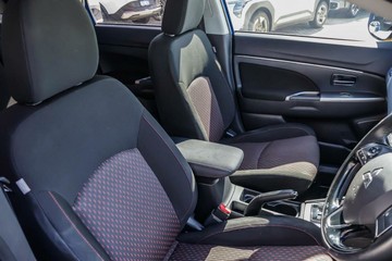 https://vehicle-cdn.autoleague.cloud/15795_41012495_18.jpg
