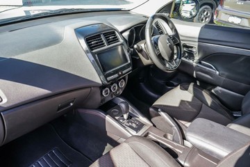 https://vehicle-cdn.autoleague.cloud/15795_41012495_23.jpg