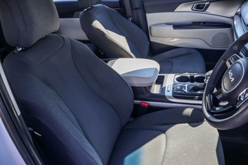 https://vehicle-cdn.autoleague.cloud/15795_41012498_18.jpg