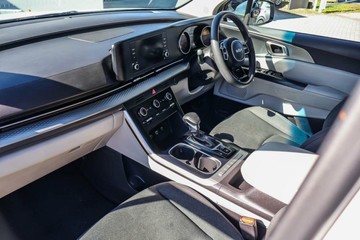 https://vehicle-cdn.autoleague.cloud/15795_41012498_23.jpg