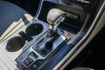 https://vehicle-cdn.autoleague.cloud/15795_41012501_12.jpg
