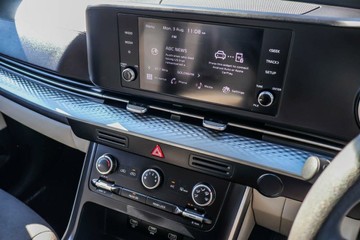 https://vehicle-cdn.autoleague.cloud/15795_41012501_13.jpg
