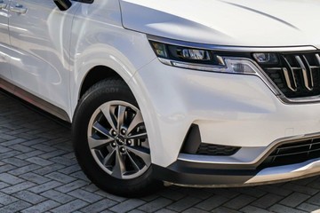 https://vehicle-cdn.autoleague.cloud/15795_41012503_6.jpg