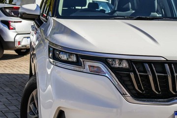 https://vehicle-cdn.autoleague.cloud/15795_41012503_7.jpg
