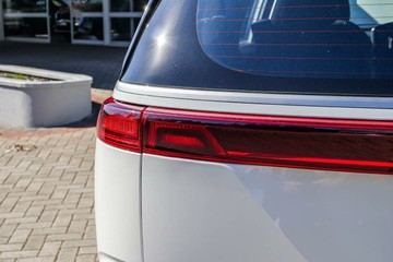 https://vehicle-cdn.autoleague.cloud/15795_41012503_9.jpg