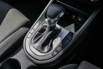 https://vehicle-cdn.autoleague.cloud/15795_41012515_12.jpg