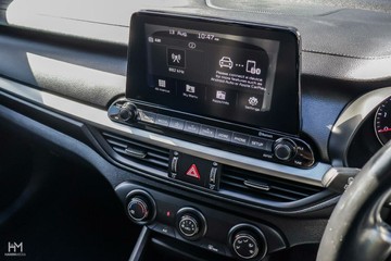 https://vehicle-cdn.autoleague.cloud/15795_41012531_13.jpg