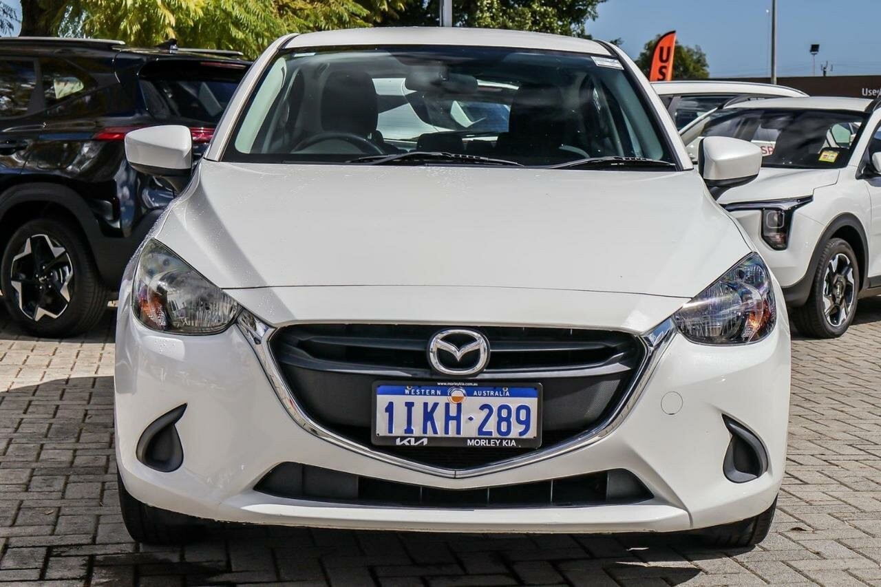 Mazda 2 image 4