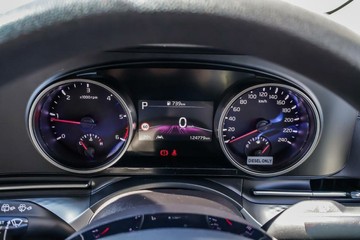 https://vehicle-cdn.autoleague.cloud/15795_41012577_11.jpg